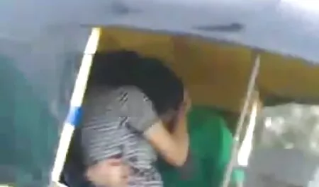 Hombre pagina de porno latino ruso, viene a visitar a una joven
