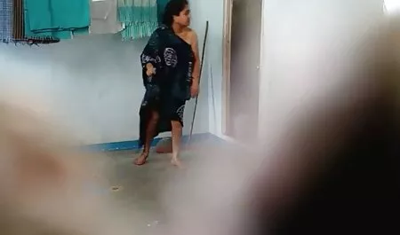 Chica videos porno caseros latinos delgada acabado perfecto en el sombrero en la cama