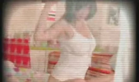 Traga, la lengua los mejores videos pornos latinos de una rubia.
