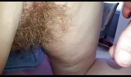 Un hombre con Primeros planos de polla dura de su culo videos caseros latinos porno