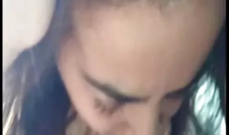 Una puta videos caseros latinos disfrutando Lamiendo