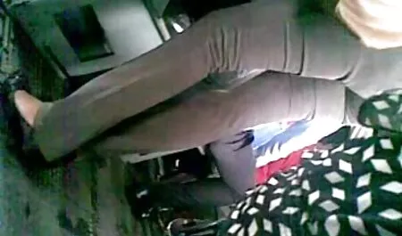 Sissy shlendra en la porno casero en español latino silla