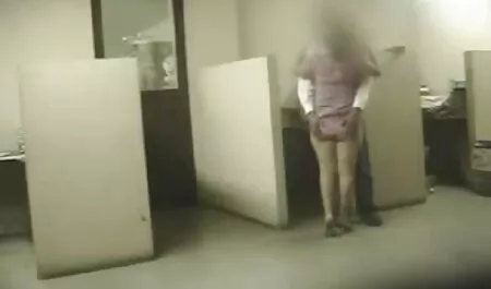 Pikaper arando a una chica en mejores videos pornos latinos la moto de agua en medio del río