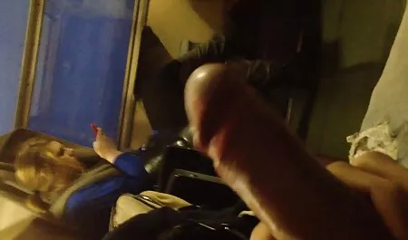 Tyler en medias porn casero latino hace una mamada